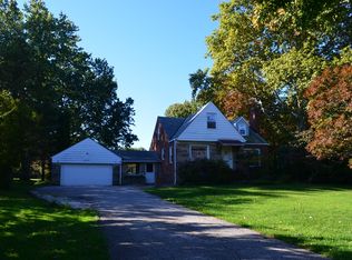 25978 Highland Rd, Richmond Heights, OH 44143
