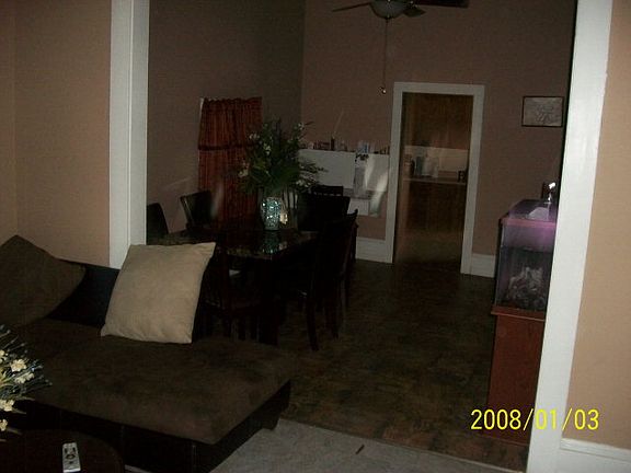 4th image of 412 E Warren Ave