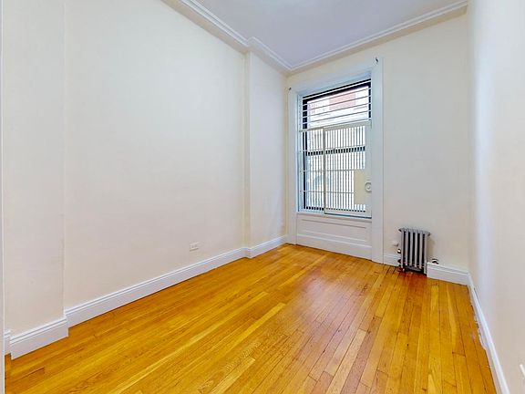 4th image of 235 W 103rd St APT 2G
