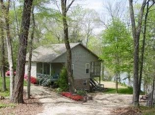 460 Fishermans Rd, Big sandy, TN 38221