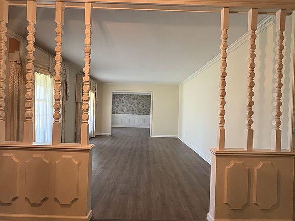 3rd image of 1705 Alma Pl
