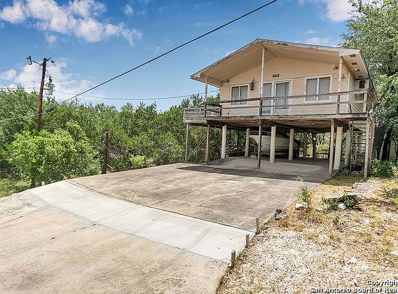 2nd image of 470 Gemini Dr