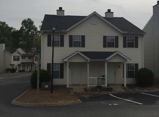 9 Hammett Grove Ln, Greer, SC 29650