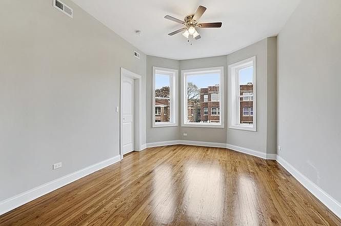 1st image of 4941 W Jackson Blvd #2