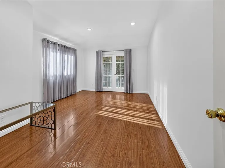 11407 Delano St — Photo 25
