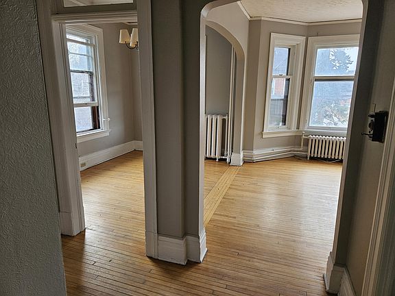 4th image of 209 Wilbrod St #2
