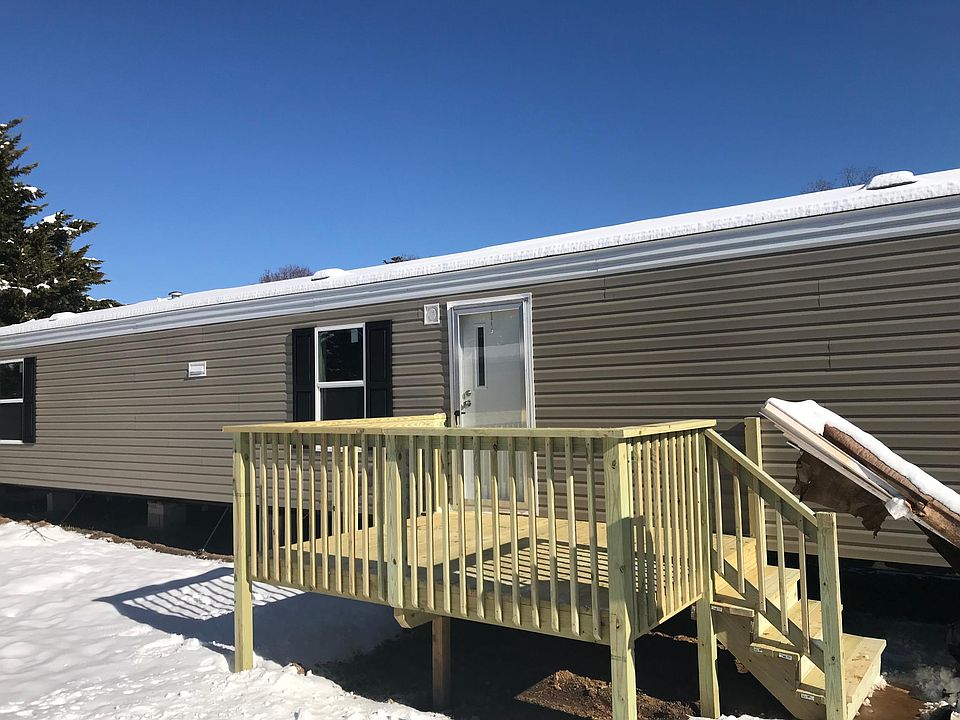 1st image of 35 Milkweed Ln