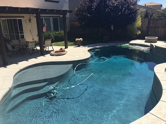 4th image of 2210 Telegraph Hill Dr