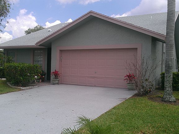 2nd image of 3892 Wendy Ann Cir