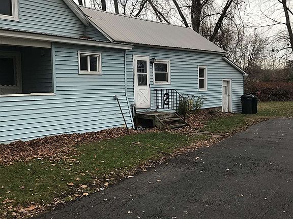 2nd image of 1083 Dix Ave