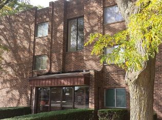 3150 W Bryn Mawr Ave APT 101, Chicago, IL 60659