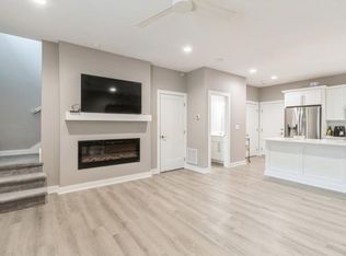 2337 SE Sydney Ln, Waukee, IA 50263