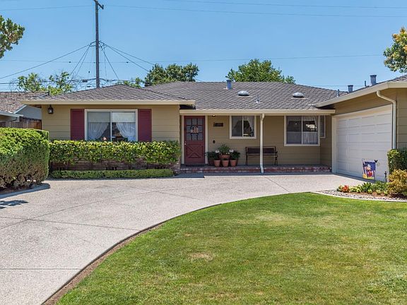 2nd image of 2056 Cirone Way