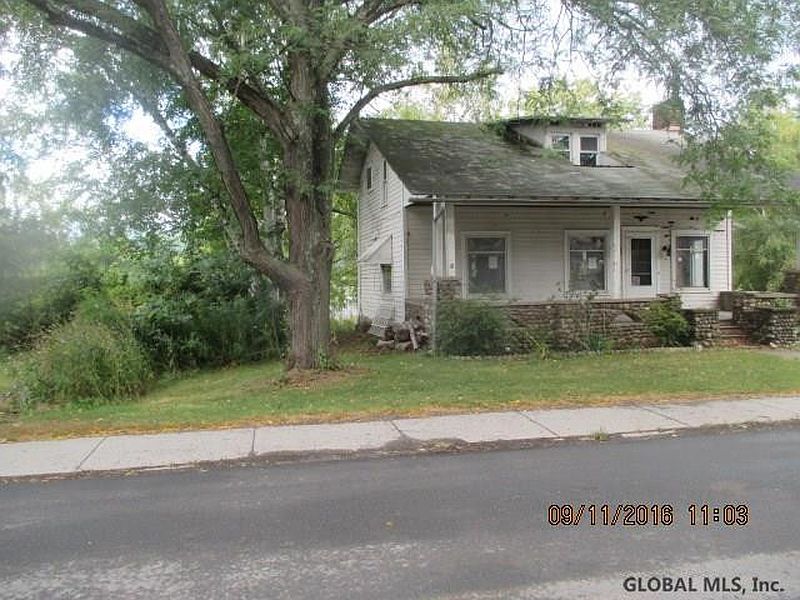 2nd image of 1561 CLAUVERWIE Street