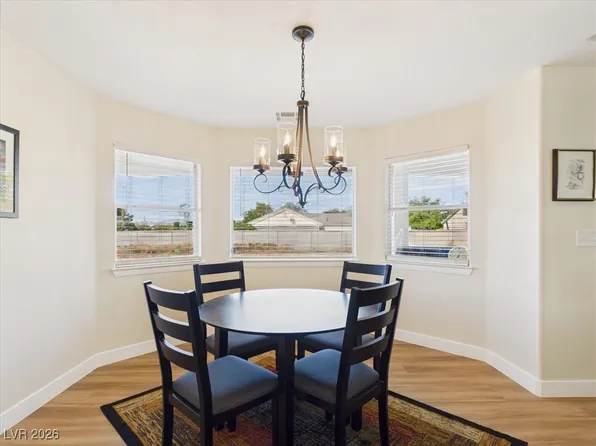 420 Round Up Ct, Pahrump, NV 89048