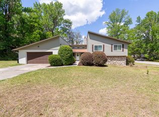 612 NW 101st St, Gainesville, FL 32607