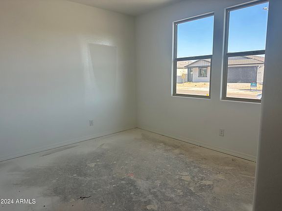 4th image of 5524 W McNeil Street