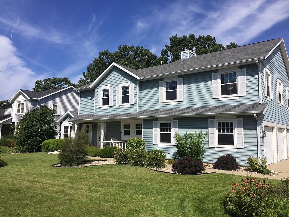 1st image of 702 Basswood Ave