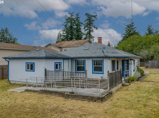 1923 Maple St, Myrtle Point, OR 97458