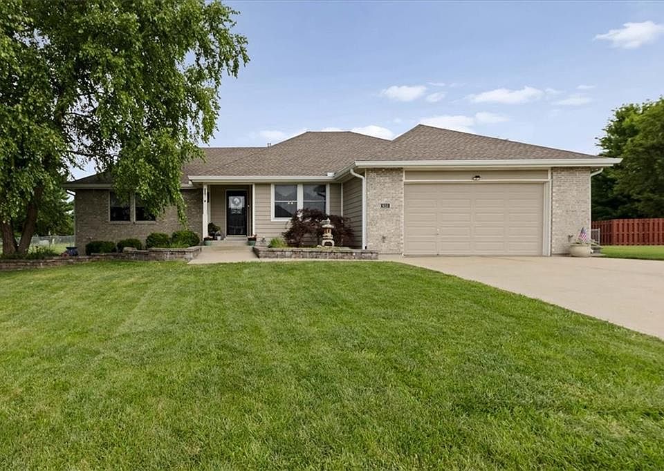 1st image of 603 Canyon Dr