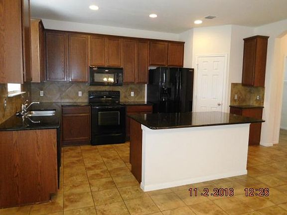 3rd image of 2612 White Moon Dr