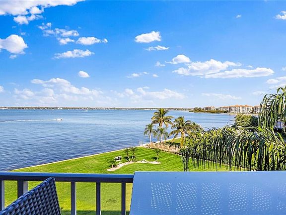 3rd image of 5151 Isla Key Blvd S APT 420