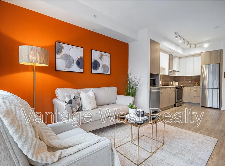 1775 Chapman Pl #Penthouse 12 — Photo 9