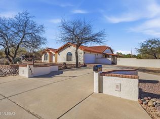 1430 W Via Ventajosa, Sahuarita, AZ 85629