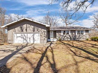 5145 S Old Wire Rd, Battlefield, MO 65619