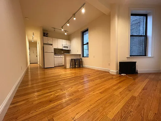 Rented by MOTION New York | media 2