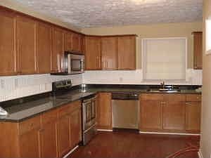 4th image of 2901 Tony Dr