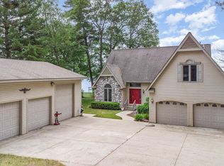 7435 Loud Dr, Oscoda, MI 48750