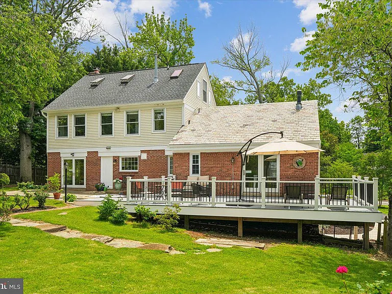 1305 Key Dr — Photo 52