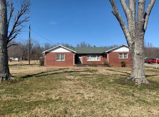 400 Sanderson Dr, Hopkinsville, KY 42240