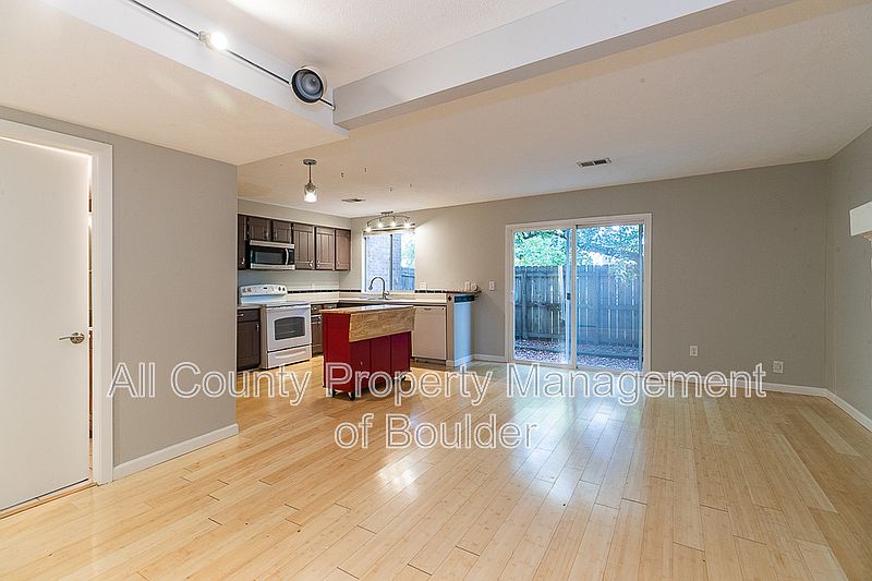 1st image of 3850 Paseo Del Prado APT 8
