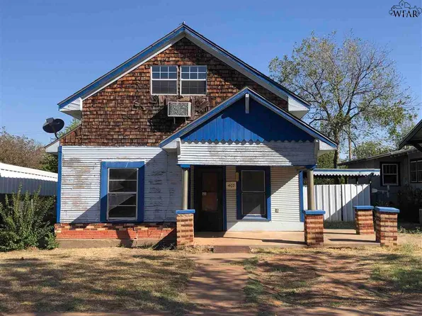 407 W Harrison Ave, Electra, TX 76360