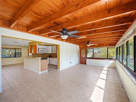 3rd image of 8250 SW 95th St