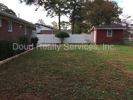 4th image of 1502 Dandridge Dr