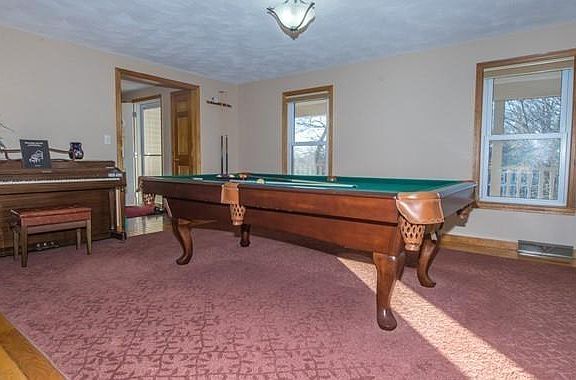 4th image of 10 Heritage St
