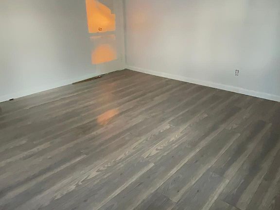 5th image of 814 Power St