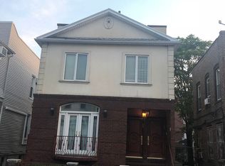 948 E 3rd St, Brooklyn, NY 11230