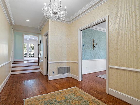 4th image of 3516 Keats Pl
