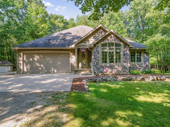 5330 Elm Run, Farwell, MI 48622