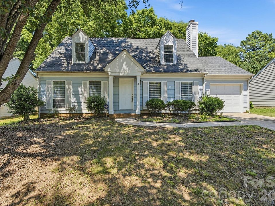 1st image of 8345 Houndstooth Dr