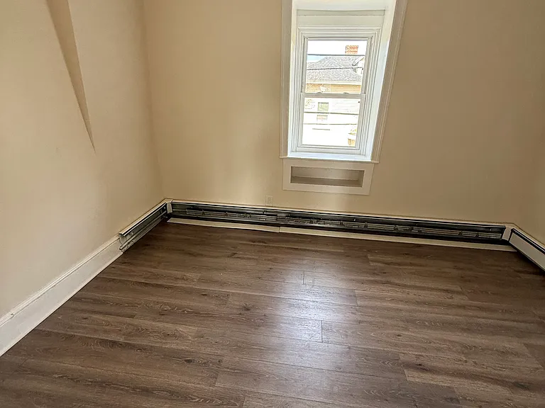 54 Harrison St #3 — Photo 4