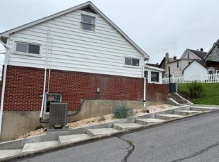 220 Pearl St, Reedsville, PA 17084