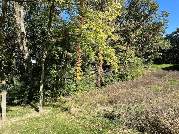 7333 NW Beaver Dr, Johnston, IA 50131