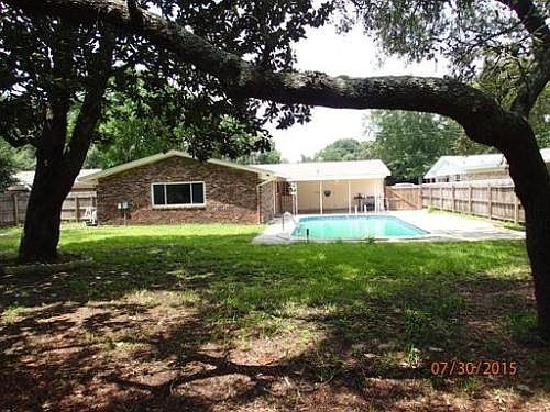 1st image of 211 Alden Dr