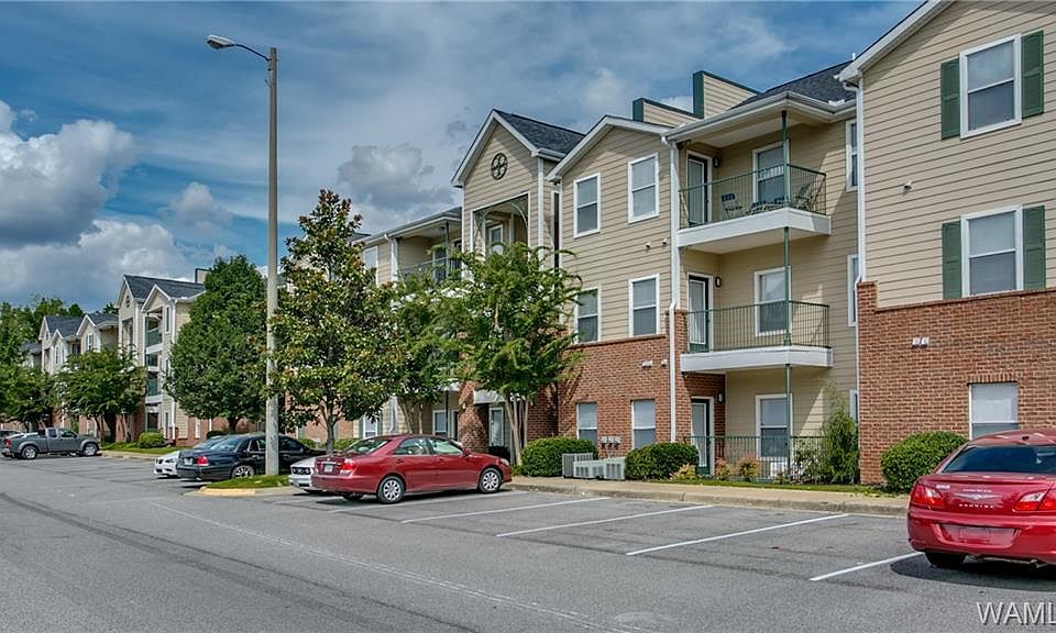 1st image of 120 15th St E APT 802