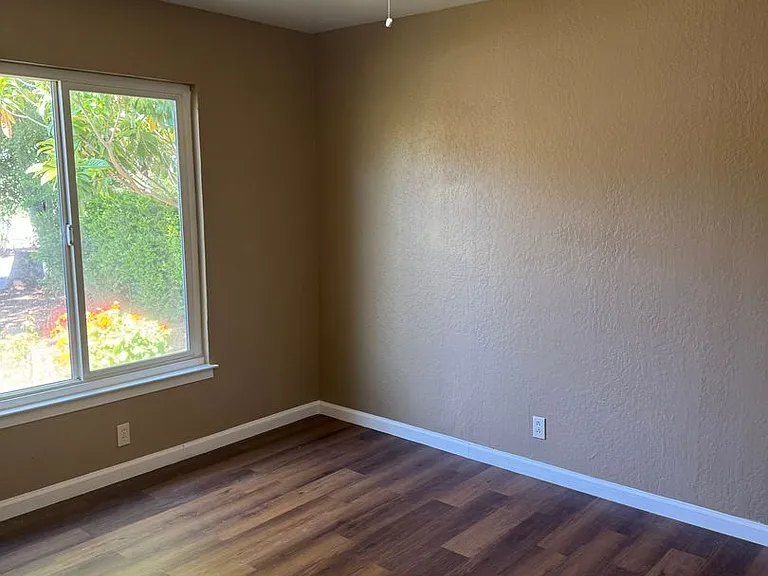 2124 Ethan Way — Photo 8